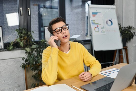 Team training session on new software